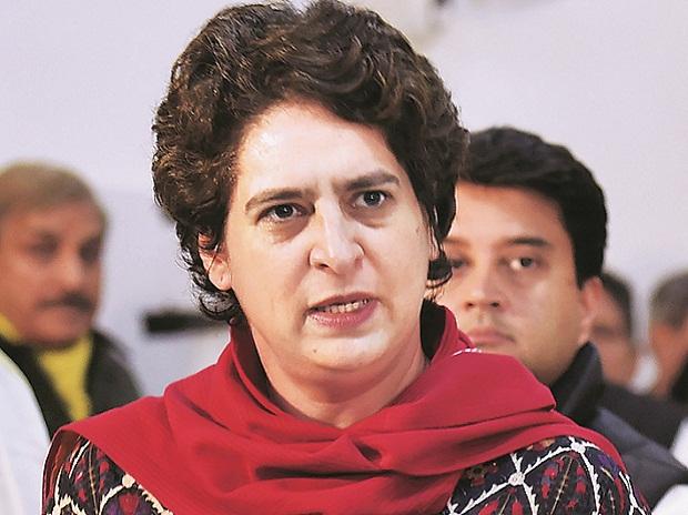 This image has an empty alt attribute; its file name is priyanka-gandhi.jpg